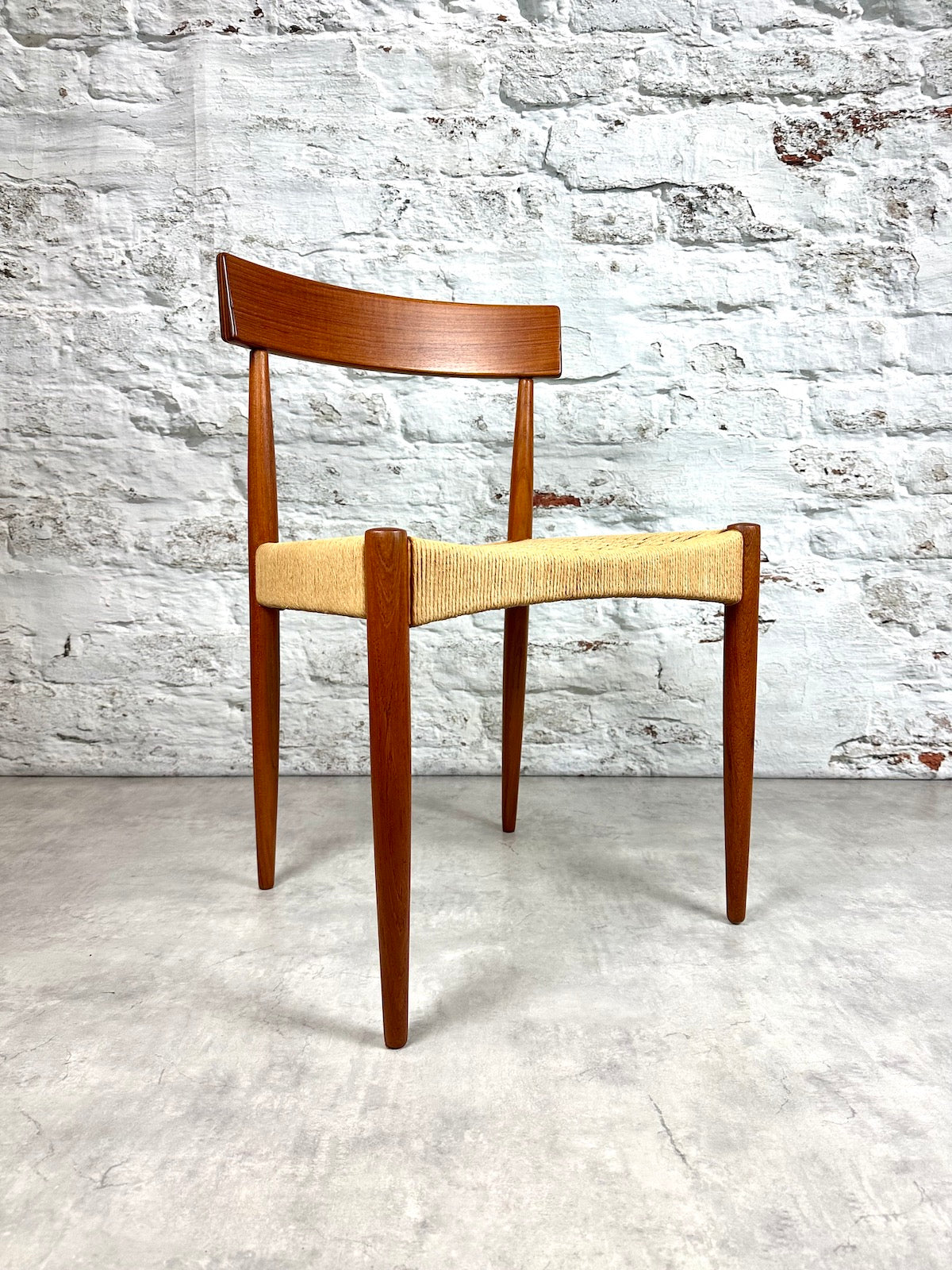 Dining Chair MK 200 Arne Hovmand-Olsen Mogens Kold Erlach Depot for Artefacts