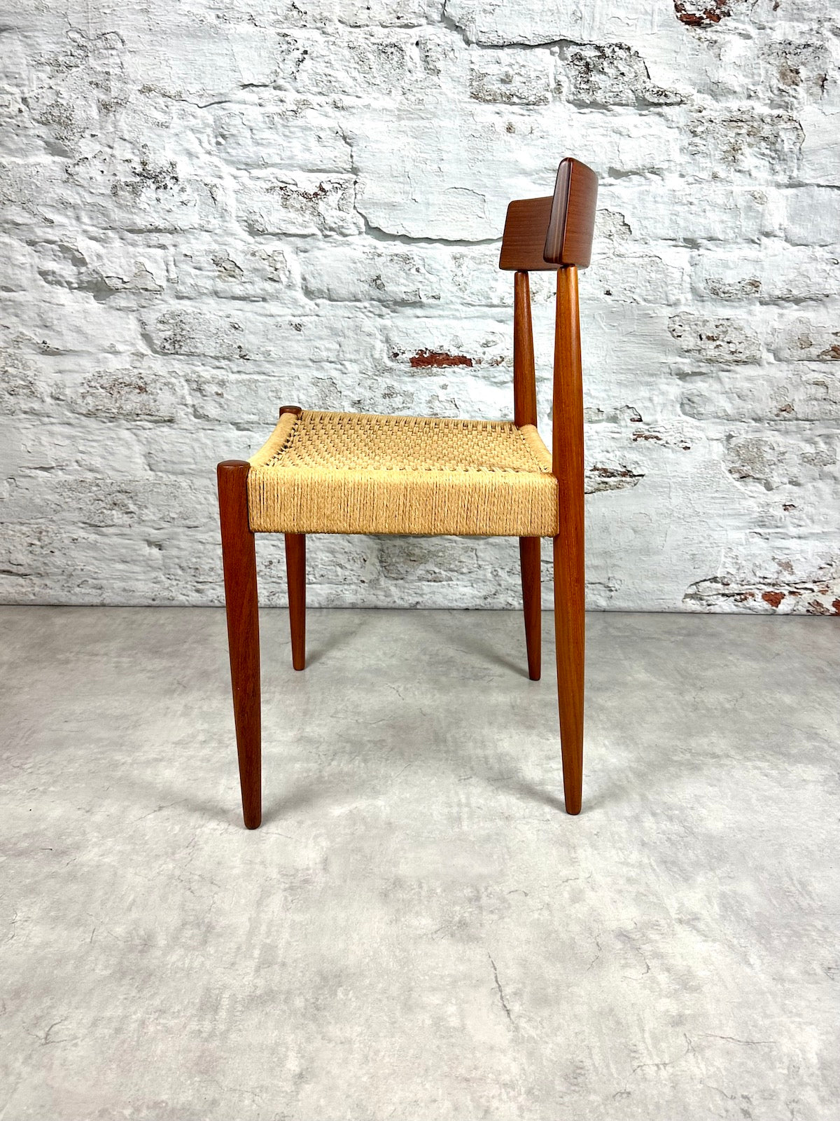 Dining Chair MK 200 Arne Hovmand-Olsen Mogens Kold Erlach Depot for Artefacts